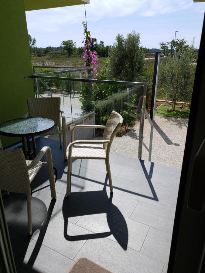 Apartmani Matko Nin Extérieur photo